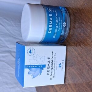 Derma E Hydrating Night Cream with Hyaluronic Acid and Green Tea